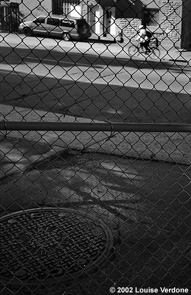 Cycliste en cage