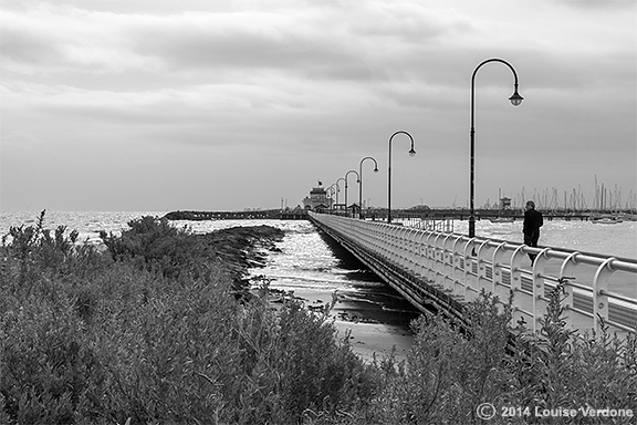 Man on Pier Homme