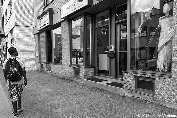 Mannequins dans vitrine