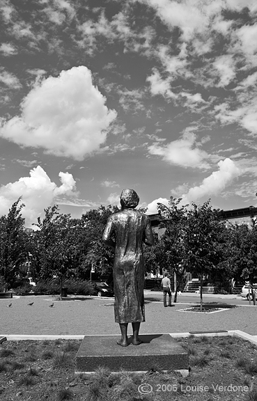 Statue, homme et ciel